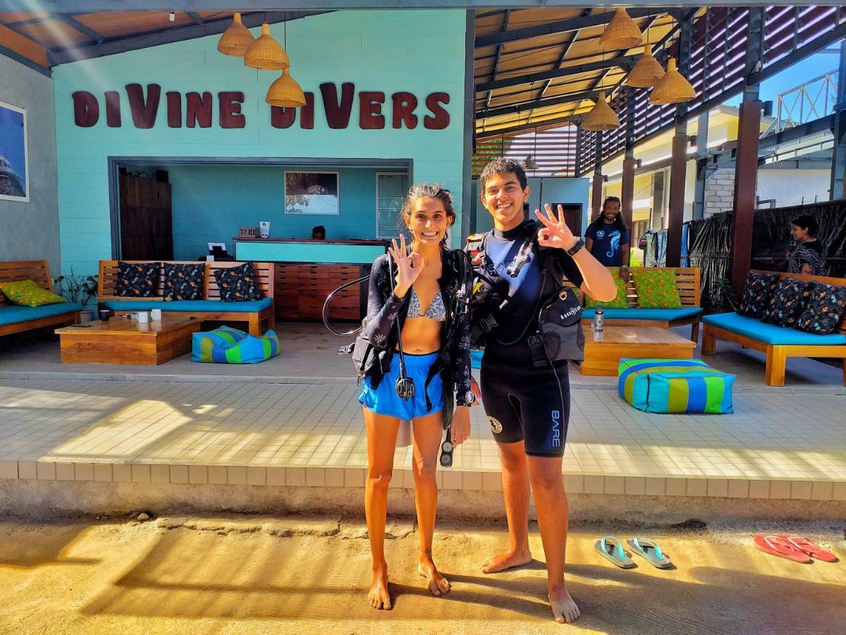 Divine Divers Gili Meno Luaran gambar